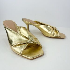 Carrano Sage Slide Sandal Metallic Gold Twisted Square Toe Heel Leather size 8